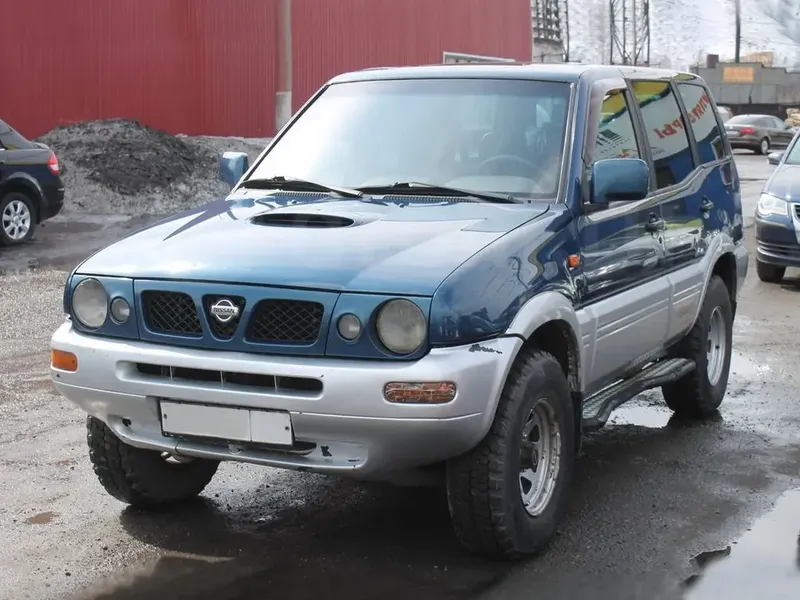 Nissan Terrano II