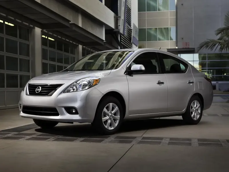 Nissan Versa 2011, седан, 2 поколение, C17 (10.2011 - 02.2014)