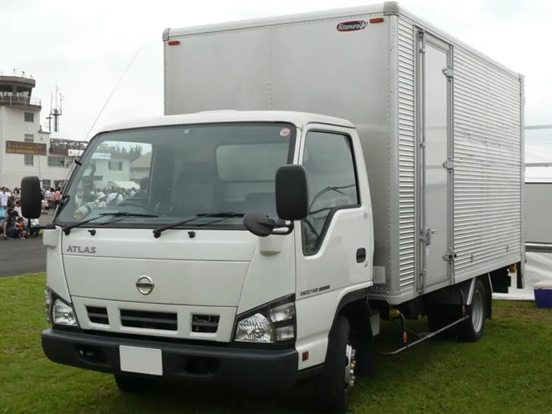 Nissan Atlas 3-й рестайлинг 2004, бортовой грузовик, 3 поколение, H42 (06.2004 - 12.2006)