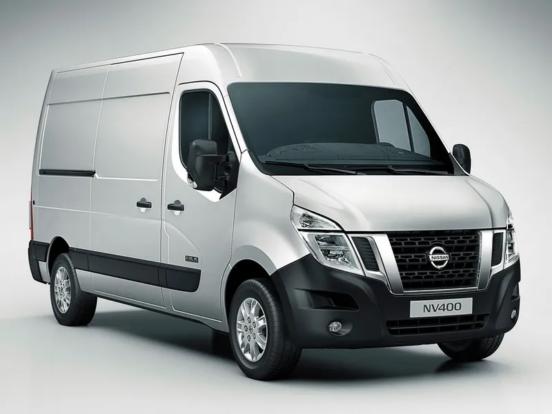 Nissan NV400 2010, цельнометаллический фургон, 1 поколение (09.2010 - 12.2021)