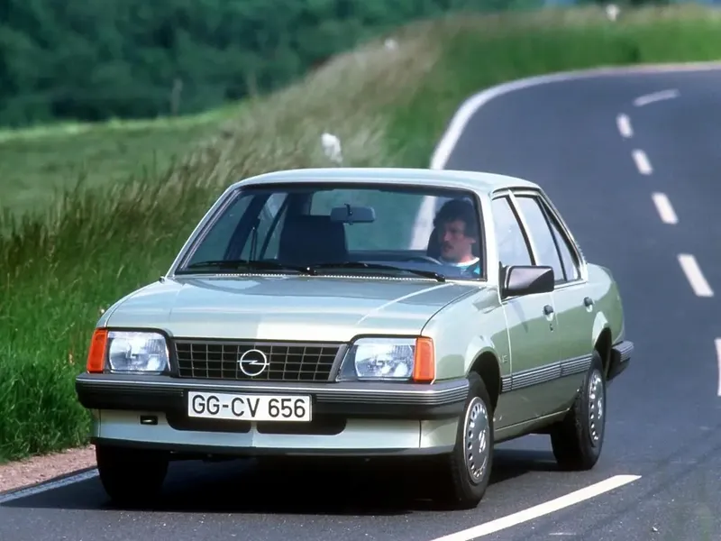 Opel Ascona рестайлинг 1984, седан, 3 поколение, C2 (10.1984 - 07.1986)