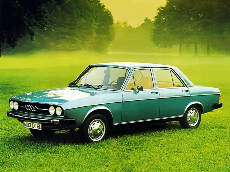 Audi 100 1968, седан, 1 поколение, C1 (10.1968 - 08.1973)