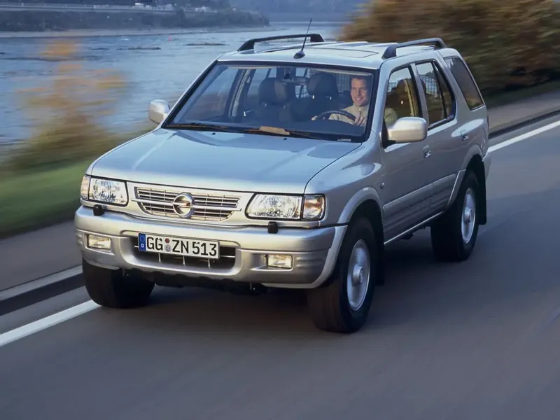Opel Frontera рестайлинг 2001, джип/suv 5 дв., 2 поколение, B (06.2001 - 12.2003)