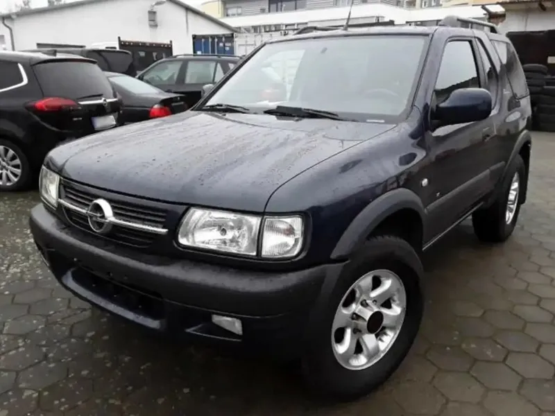 Opel Frontera рестайлинг 2001, джип/suv 3 дв., 2 поколение, B (06.2001 - 12.2003)