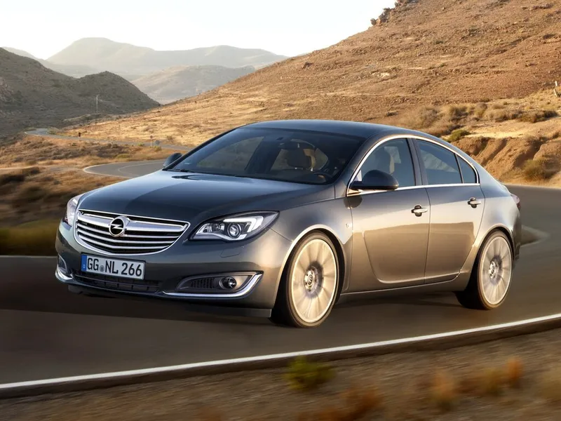 Opel Insignia рестайлинг 2013, лифтбек, 1 поколение, ZG09 (06.2013 - 11.2017)