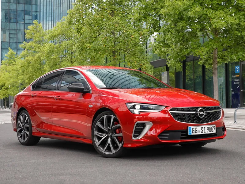 Opel Insignia рестайлинг 2020, лифтбек, 2 поколение, Z18 (03.2020 - 09.2022)