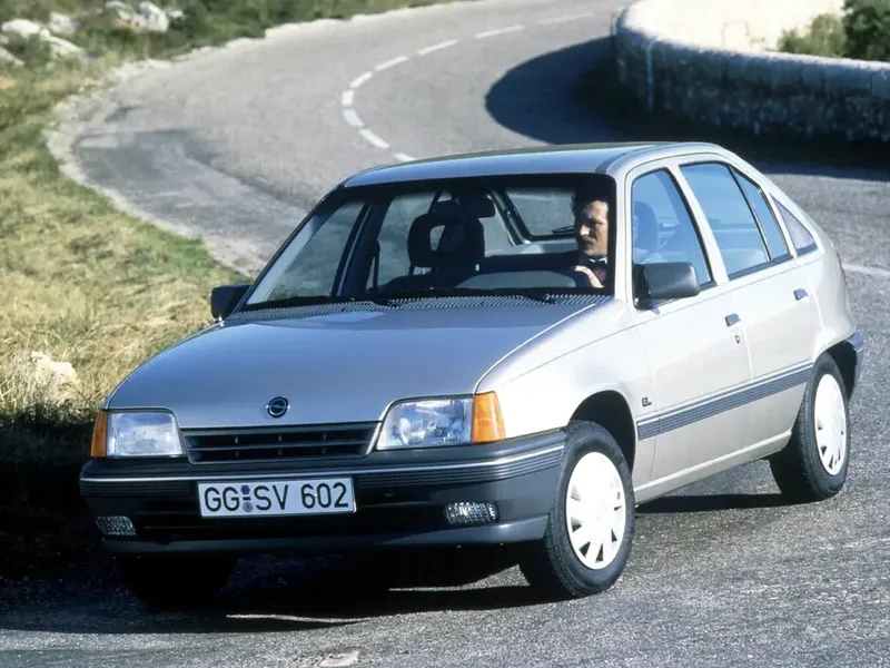 Opel Kadett рестайлинг 1989, хэтчбек 5 дв., 6 поколение, E (02.1989 - 08.1991)