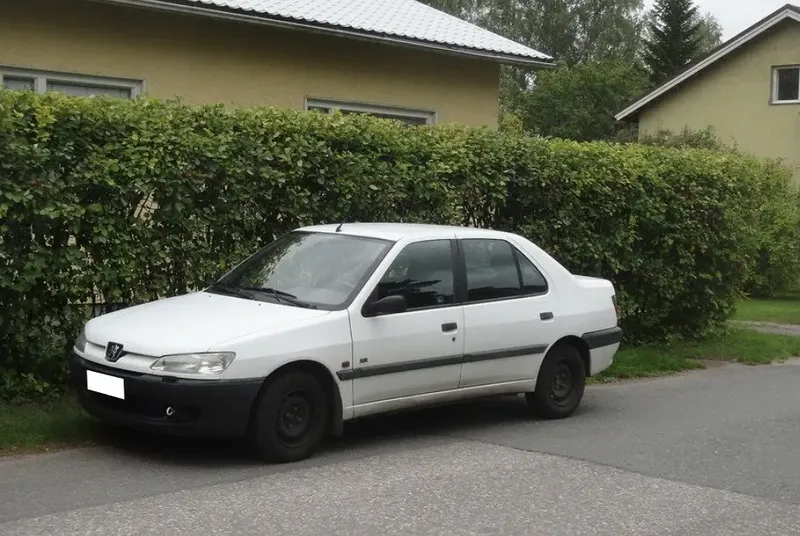 Peugeot 306 рестайлинг 1997, седан, 1 поколение (05.1997 - 09.2000)