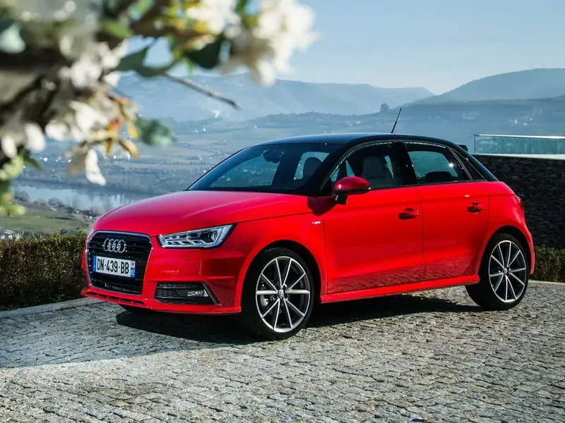 Audi A1 рестайлинг 2014, хэтчбек 5 дв., 1 поколение, 8X (11.2014 - 11.2016)