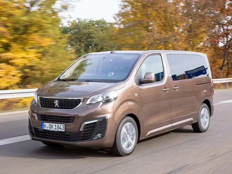Peugeot Traveller 2017, минивэн, 1 поколение (07.2017 - 04.2022)