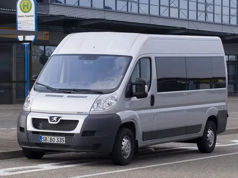 Peugeot Boxer 2006, автобус, 2 поколение (07.2006 - 08.2014)