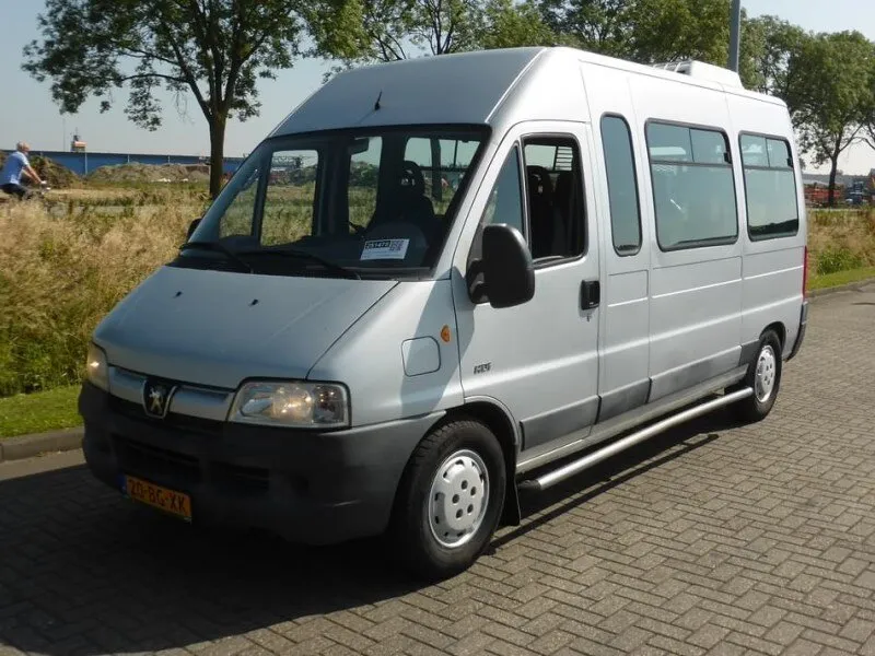 Peugeot Boxer рестайлинг 2002, автобус, 1 поколение, Typ 244 (04.2002 - 06.2006)