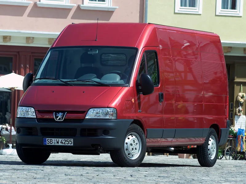 Peugeot Boxer рестайлинг 2002, цельнометаллический фургон, 1 поколение, Typ 244 (04.2002 - 06.2006)