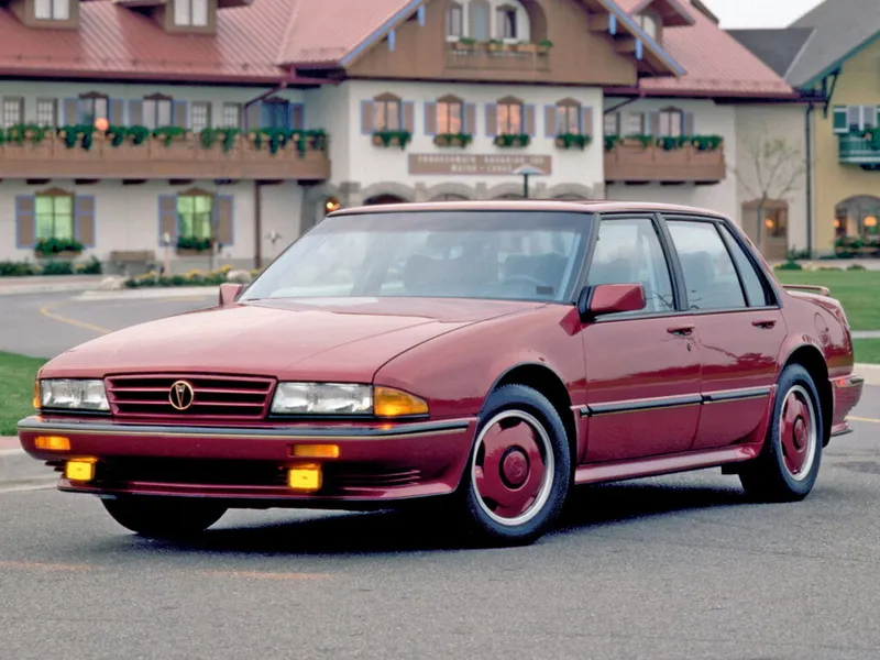 Pontiac Bonneville 1986, седан, 9 поколение (10.1986 - 02.1991)