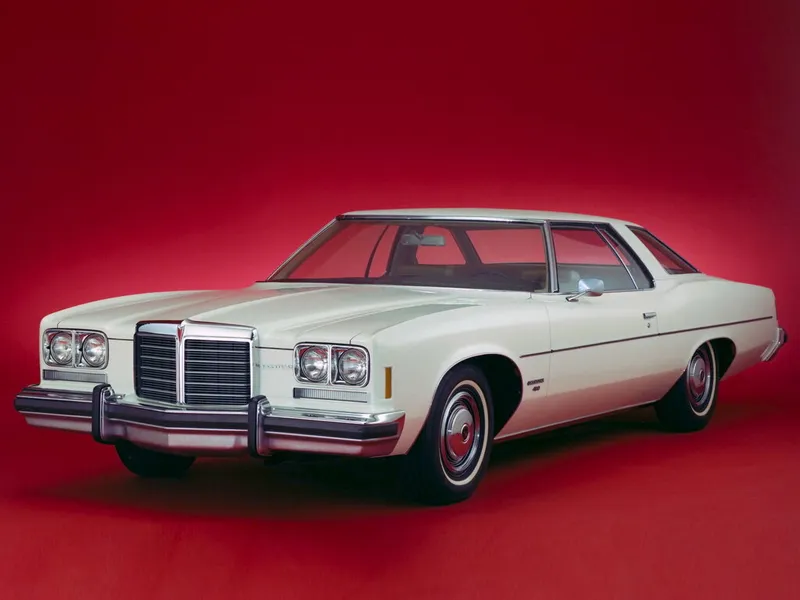 Pontiac Bonneville 3-й рестайлинг 1973, купе, 6 поколение (09.1973 - 09.1974)