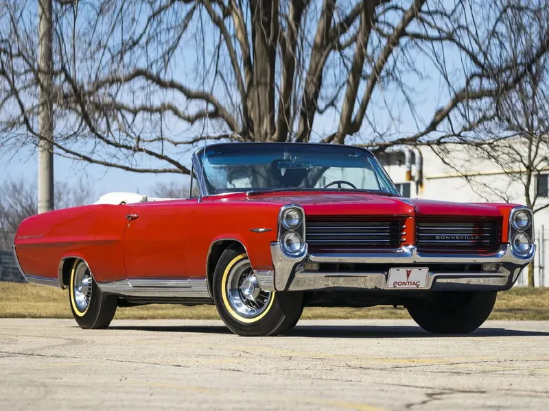 Pontiac Bonneville 3-й рестайлинг 1963, открытый кузов, 4 поколение (09.1963 - 09.1964)