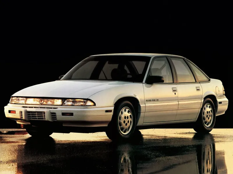 Pontiac Grand Prix рестайлинг 1990, седан, 6 поколение (09.1990 - 08.1996)