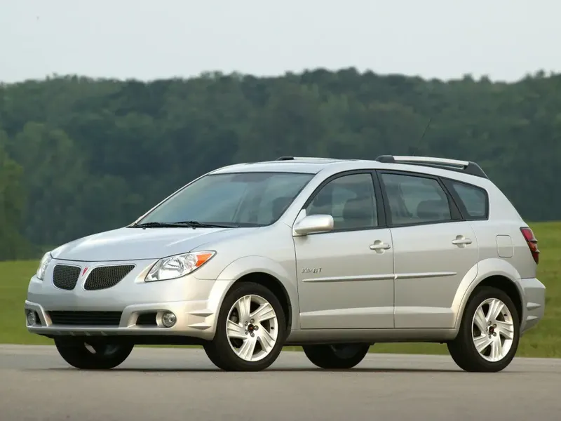 Pontiac Vibe рестайлинг 2004, хэтчбек 5 дв., 1 поколение (09.2004 - 08.2008)