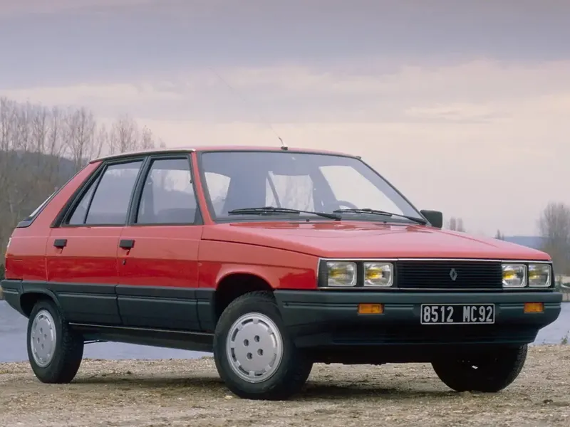 Renault 11 1983, хэтчбек 5 дв., 1 поколение, R11 (02.1983 - 09.1986)