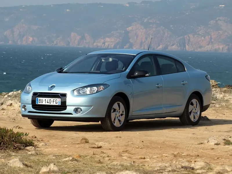 Renault Fluence Z.E. 2009, седан, 1 поколение (09.2009 - 10.2014)