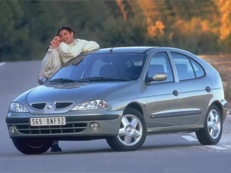 Renault Megane рестайлинг 1999, хэтчбек 5 дв., 1 поколение (03.1999 - 09.2003)