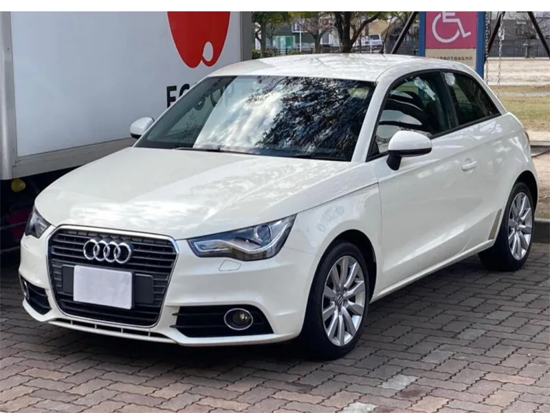 Audi A1 2011, хэтчбек 3 дв., 1 поколение (01.2011 - 05.2015)