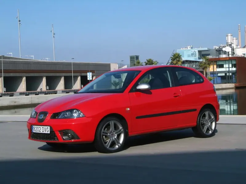 SEAT Ibiza рестайлинг 2006, хэтчбек 3 дв., 3 поколение, 6L (06.2006 - 04.2009)