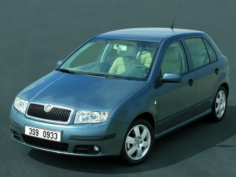 Skoda Fabia рестайлинг 2004, хэтчбек 5 дв., 1 поколение, MK1 (08.2004 - 04.2008)