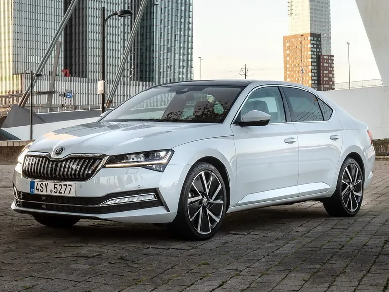 Skoda Superb рестайлинг 2019, лифтбек, 3 поколение, 3V (05.2019 - 01.2024)