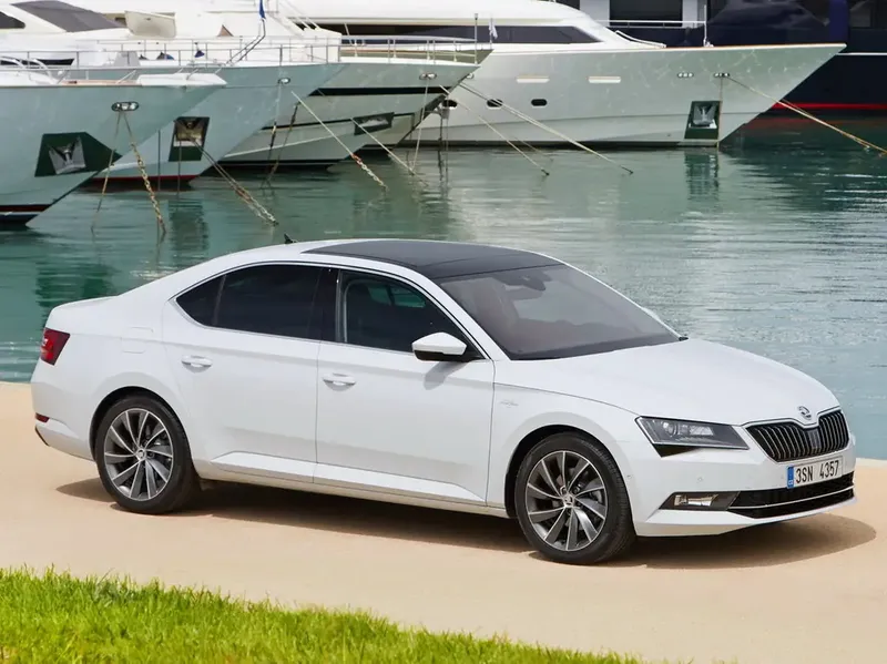 Skoda Superb 2015, лифтбек, 3 поколение, 3V (02.2015 - 05.2019)
