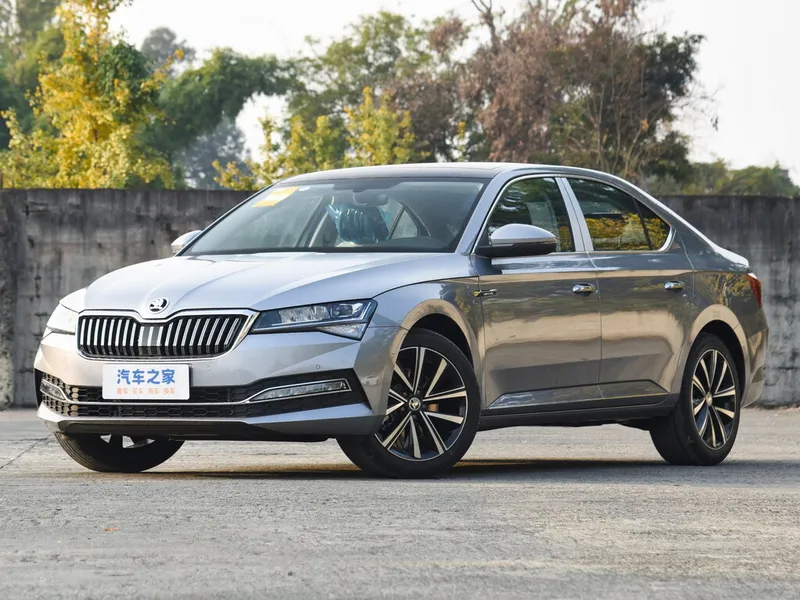Skoda Superb рестайлинг 2019, лифтбек, 3 поколение, 3V (05.2019 - н.в.)