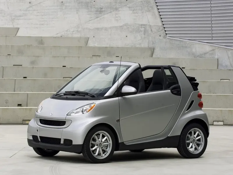 Smart Fortwo рестайлинг 2010, открытый кузов, 2 поколение, W451 (09.2010 - 05.2012)