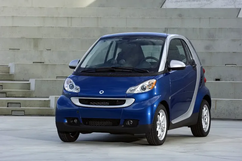 Smart Fortwo рестайлинг 2010, хэтчбек 3 дв., 2 поколение, W451 (09.2010 - 05.2012)