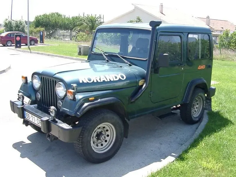 SsangYong Korando 1983, джип/suv 3 дв., 1 поколение (03.1983 - 01.1996)