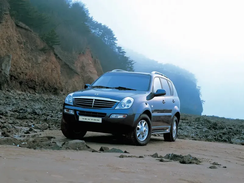 SsangYong Rexton рестайлинг 2003, джип/suv 5 дв., 1 поколение, Y200 (12.2003 - 02.2006)