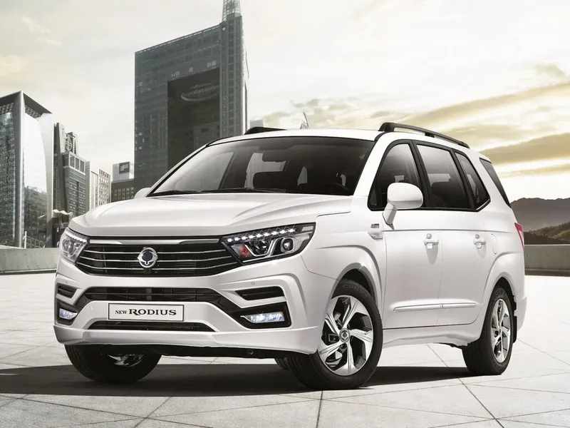SsangYong Rodius рестайлинг 2018, минивэн, 2 поколение (07.2018 - 12.2019)