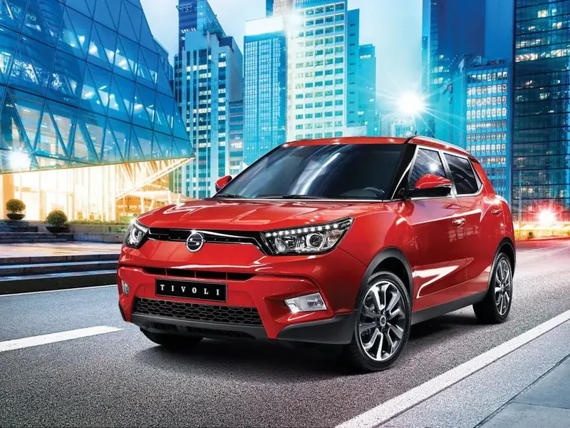 SsangYong Tivoli 2014, джип/suv 5 дв., 1 поколение, X100 (11.2014 - 01.2021)