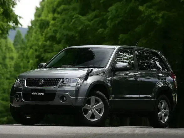 Suzuki Escudo рестайлинг 2008, джип/suv 5 дв., 3 поколение (06.2008 - 06.2012)