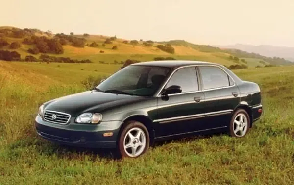 Suzuki Esteem