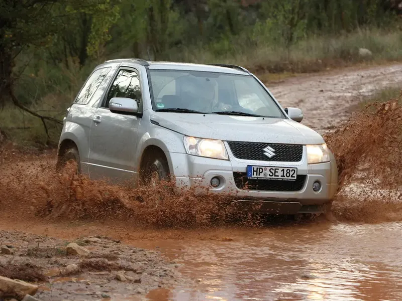 Suzuki Grand Vitara рестайлинг 2008, джип/suv 3 дв., 2 поколение (08.2008 - 07.2012)