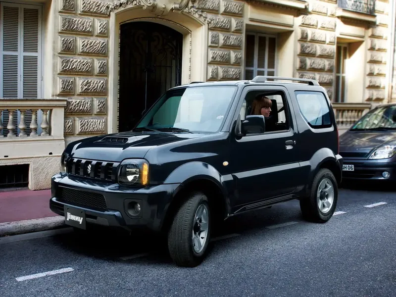 Suzuki Jimny 2-й рестайлинг 2012, джип/suv 3 дв., 3 поколение, JB43 (07.2012 - 05.2019)