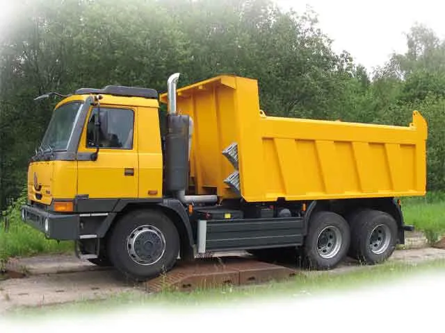 Tatra T 815