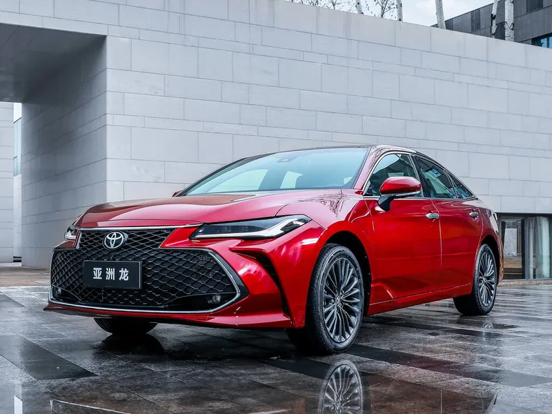 Toyota Avalon рестайлинг 2022, седан, 5 поколение, XX50 (01.2022 - н.в.)