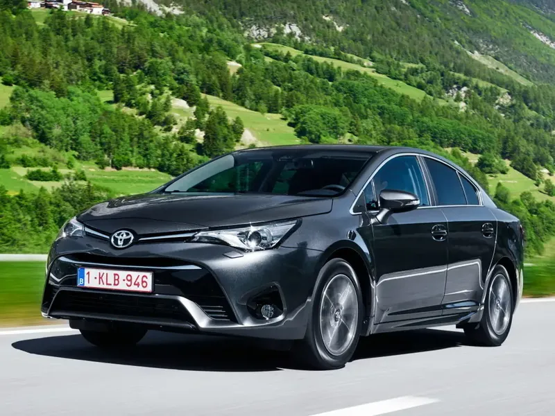 Toyota Avensis 2-й рестайлинг 2015, седан, 3 поколение, T270 (03.2015 - 07.2018)
