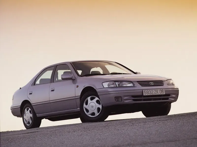 Toyota Camry 1996, седан, 5 поколение, XV20 (08.1996 - 03.2000)