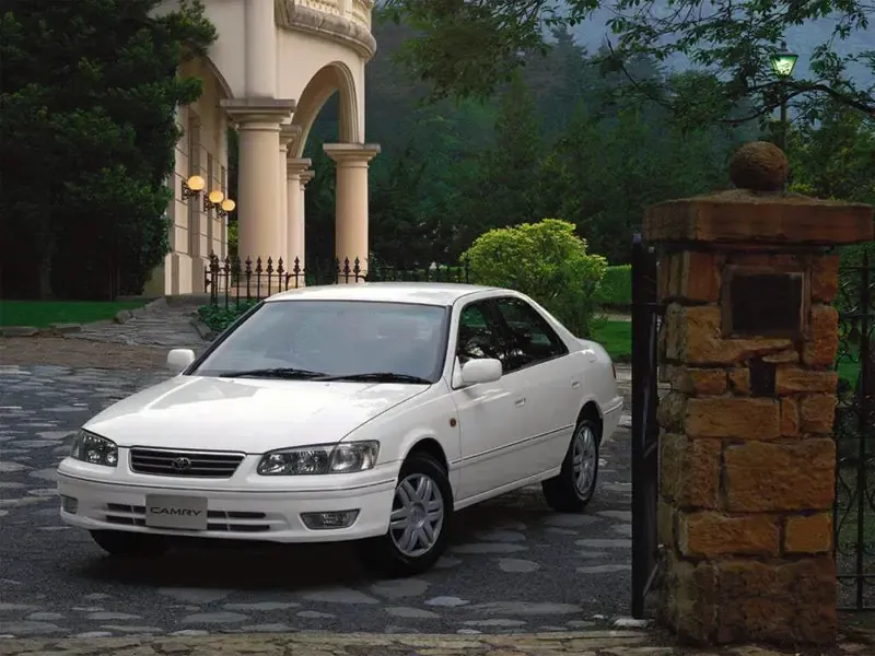 Toyota Camry 1999, седан, 5 поколение, XV20 (08.1999 - 08.2001)