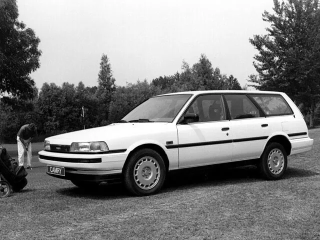 Toyota Camry 1986, универсал, 2 поколение, V20 (06.1986 - 06.1991)