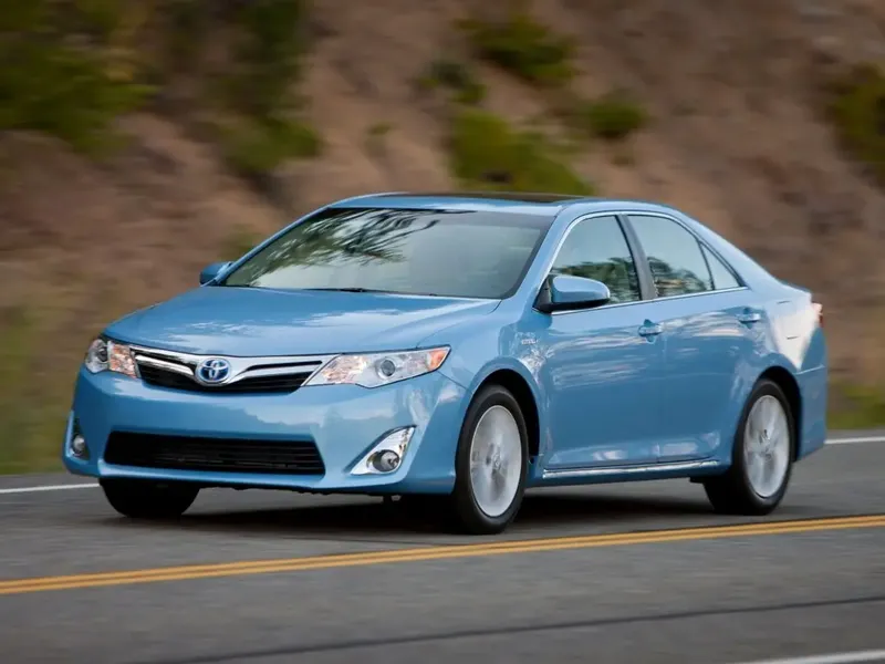Toyota Camry 2011, седан, 8 поколение, XV50 (08.2011 - 04.2014)