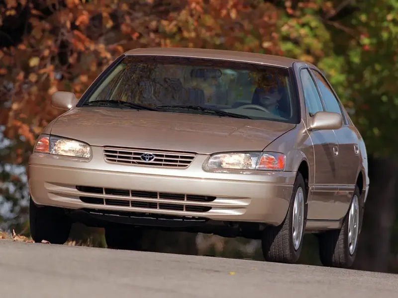 Toyota Camry 1996, седан, 5 поколение, XV20 (08.1996 - 07.1999)