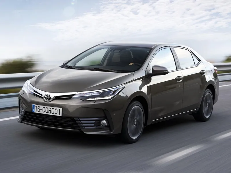 Toyota Corolla рестайлинг 2016, седан, 11 поколение, E180 (03.2016 - 01.2019)